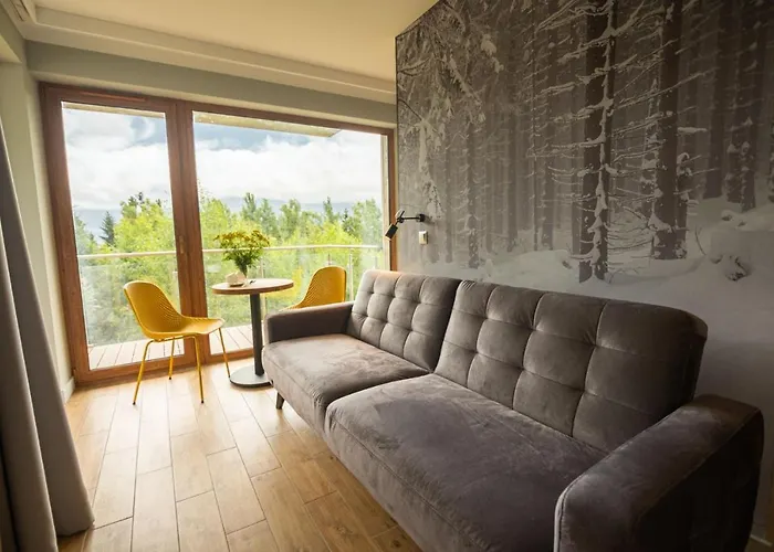 Invest Widok 800 C5 * شكلارسكا بوريبا